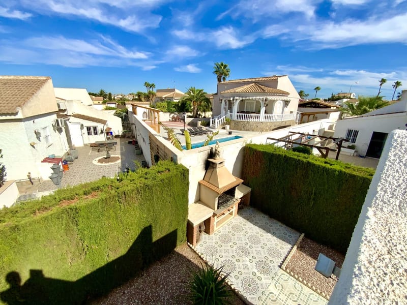 Open photo Listing photo