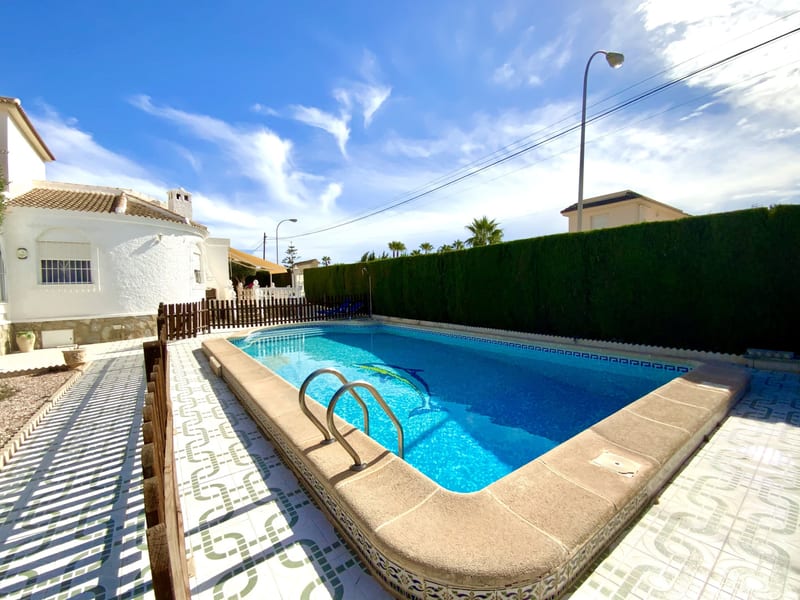 Open photo Listing photo