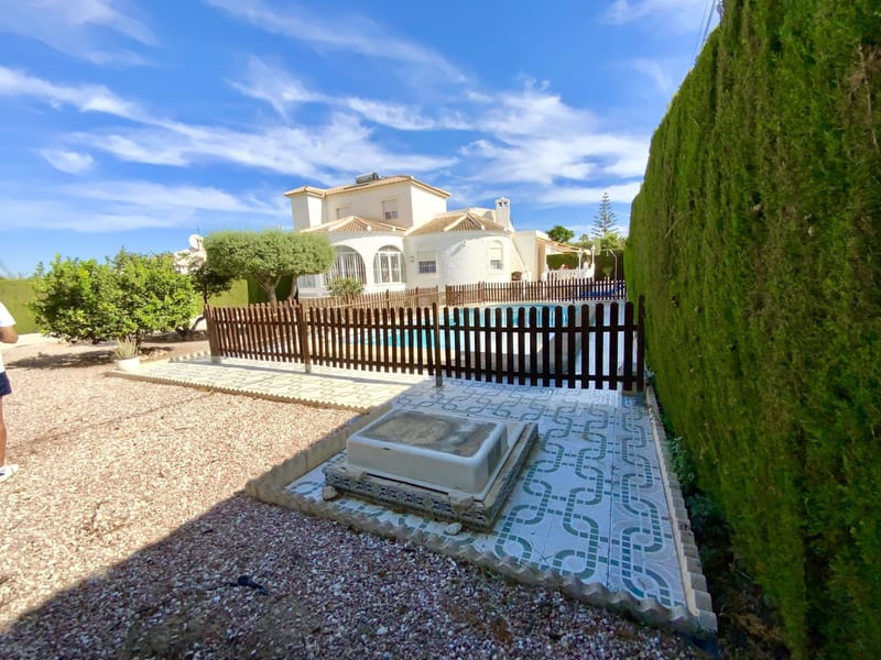 Open photo Listing photo