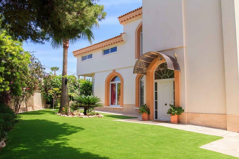 Open photo Listing photo