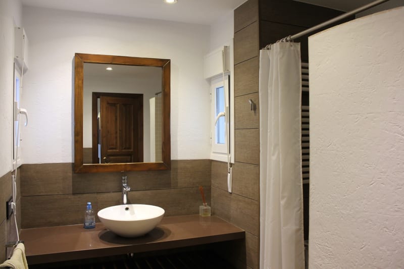 Open photo Listing photo
