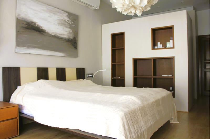 Open photo Listing photo