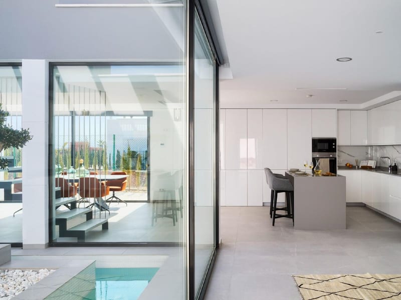 Open photo Listing photo