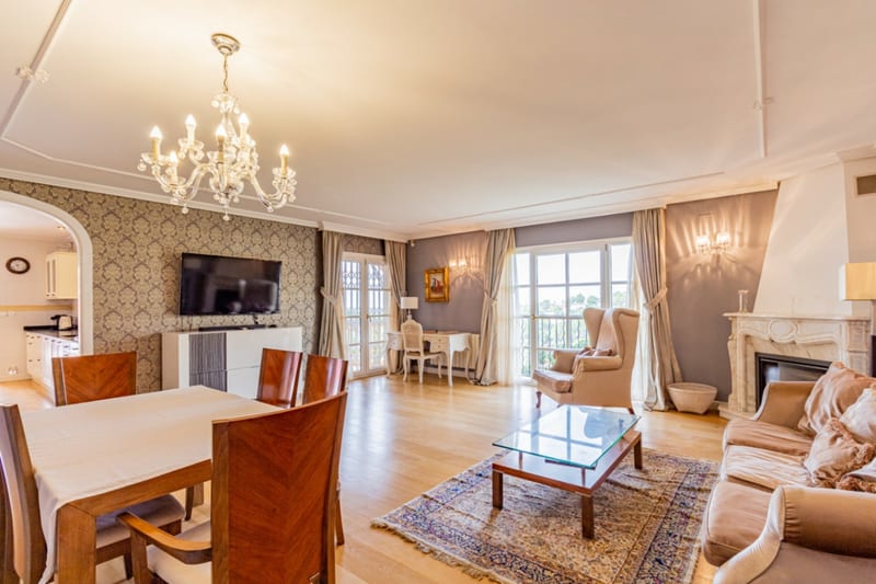 Open photo Listing photo
