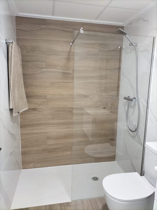 Open photo Listing photo