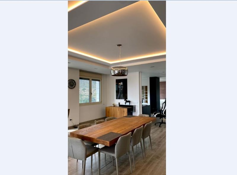 Open photo Listing photo