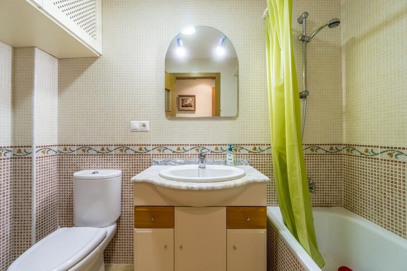Open photo Listing photo