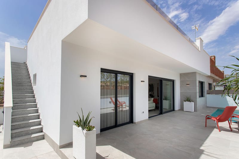 Open photo Listing photo