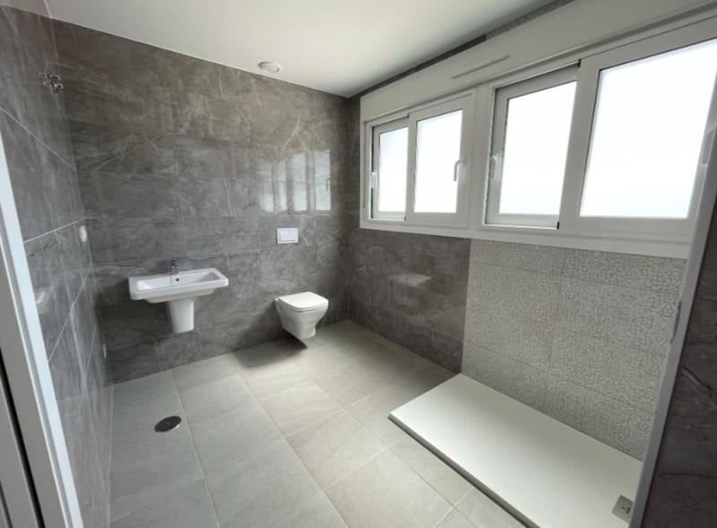 Open photo Listing photo