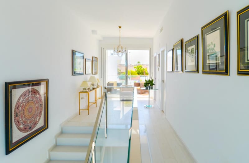 Open photo Listing photo