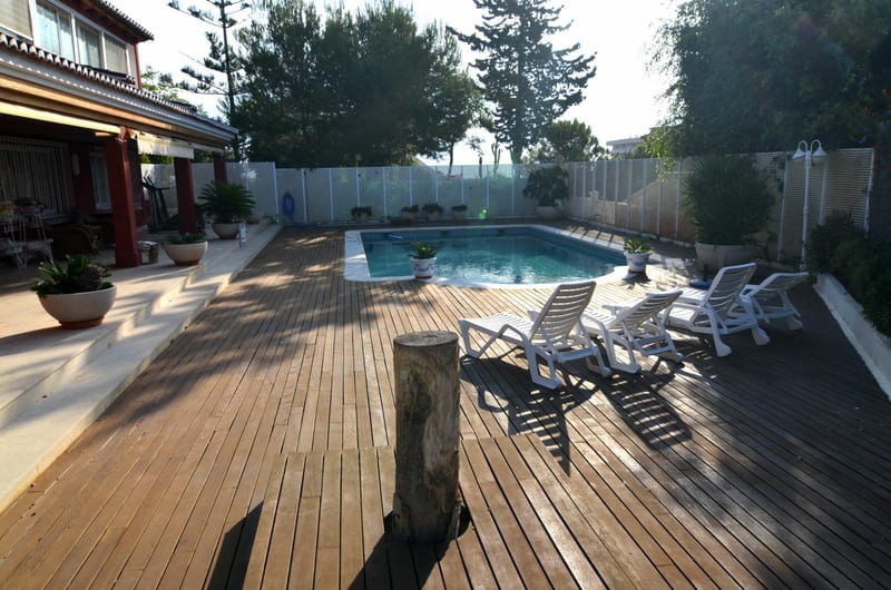 Open photo Listing photo