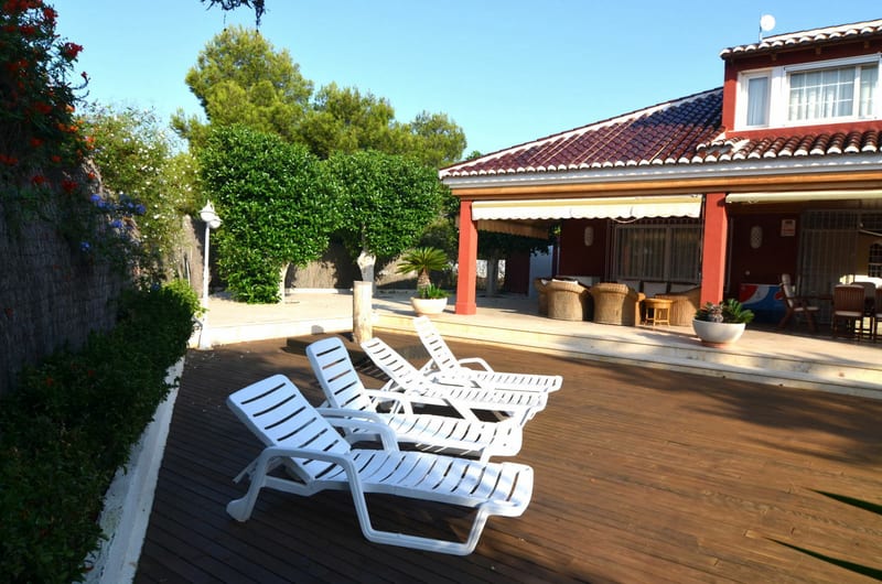 Open photo Listing photo
