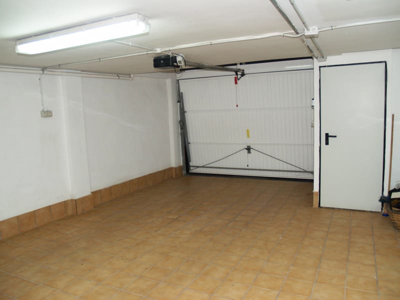 Open photo Listing photo