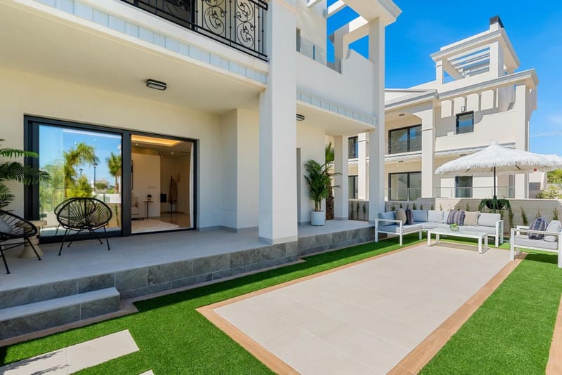 Open photo Listing photo