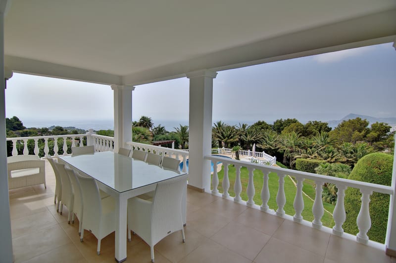 Open photo Listing photo