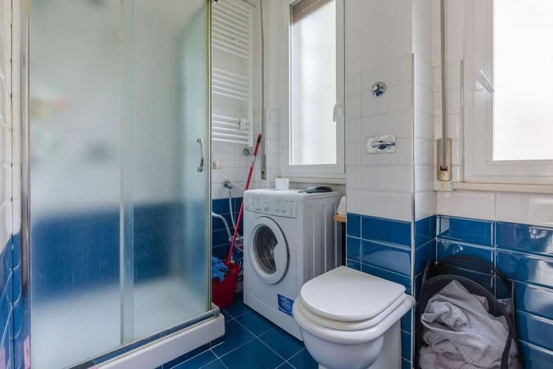 Open photo Listing photo