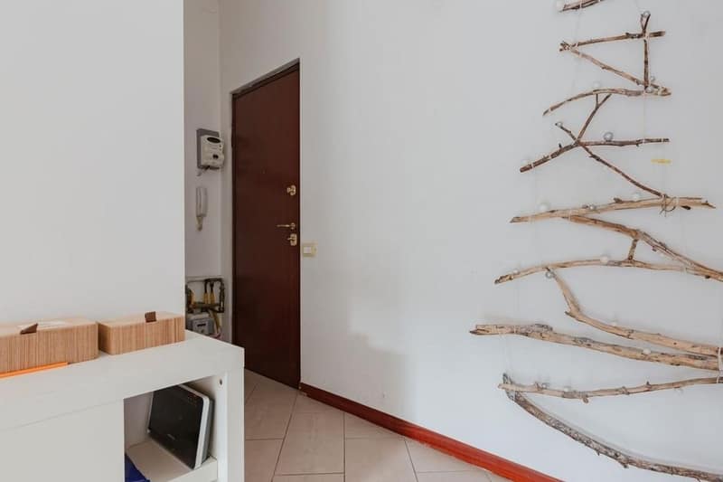 Open photo Listing photo