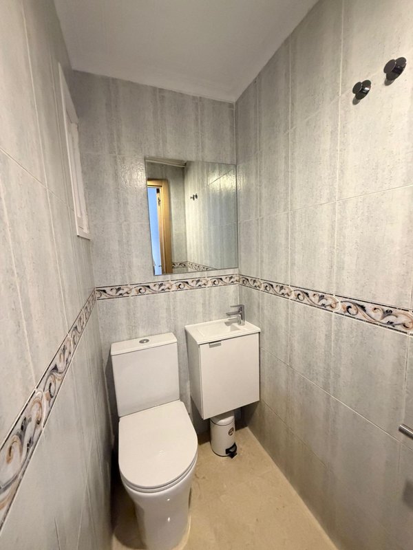 Open photo Listing photo
