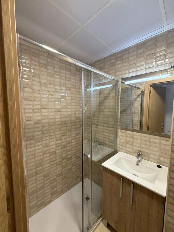 Open photo Listing photo