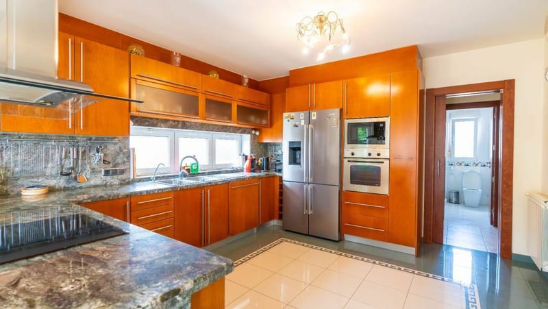 Open photo Listing photo