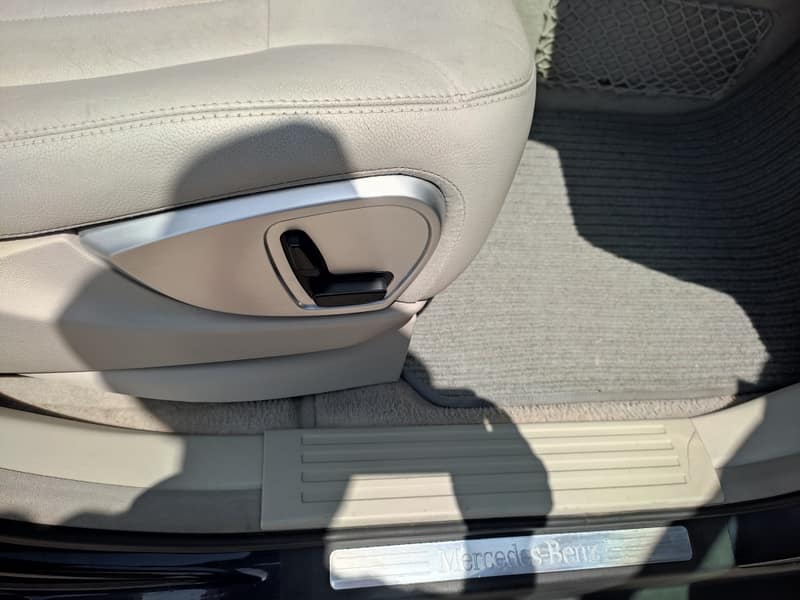 Open photo Listing photo