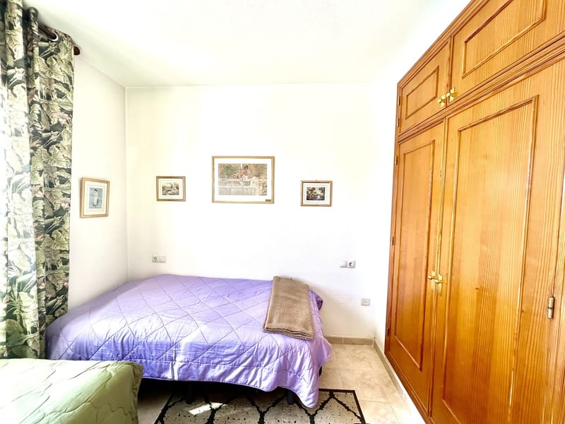 Open photo Listing photo