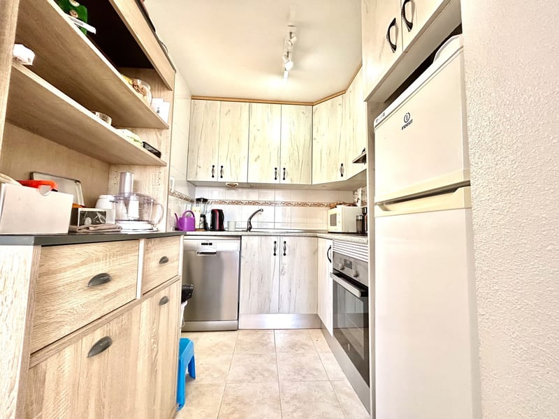 Open photo Listing photo