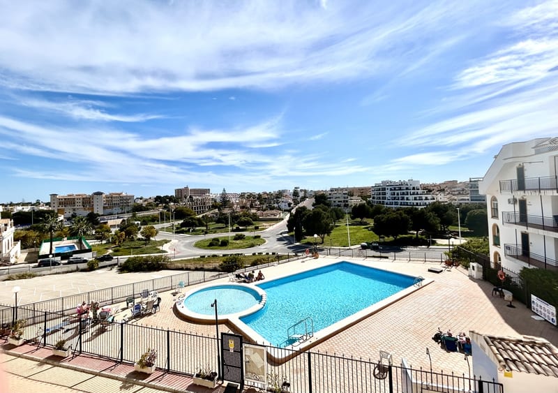 Open photo Listing photo
