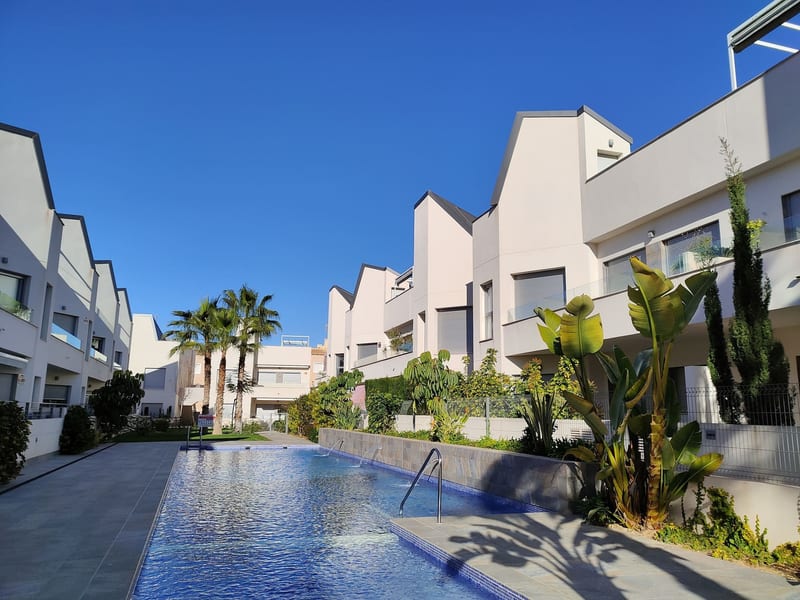 Open photo Listing photo