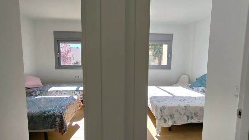 Open photo Listing photo