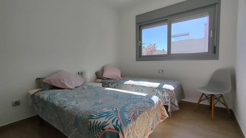 Open photo Listing photo