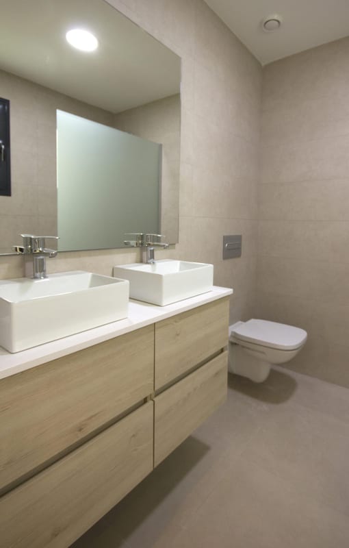 Open photo Listing photo