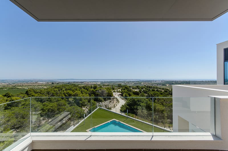 Open photo Listing photo
