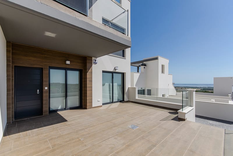 Open photo Listing photo