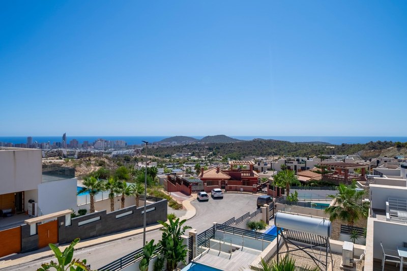 Open photo Listing photo