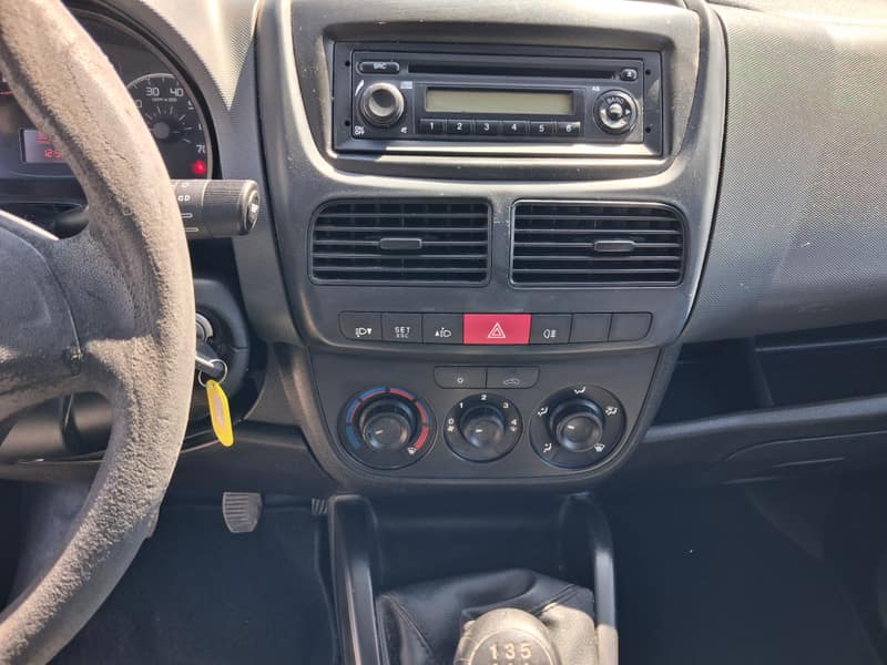 Open photo Listing photo