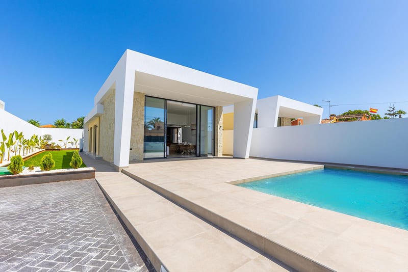 Open photo Listing photo