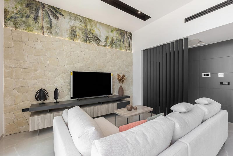 Open photo Listing photo