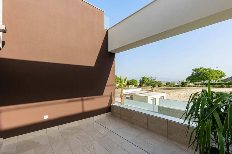 Open photo Listing photo