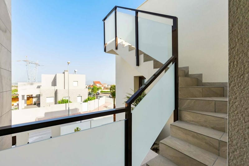 Open photo Listing photo