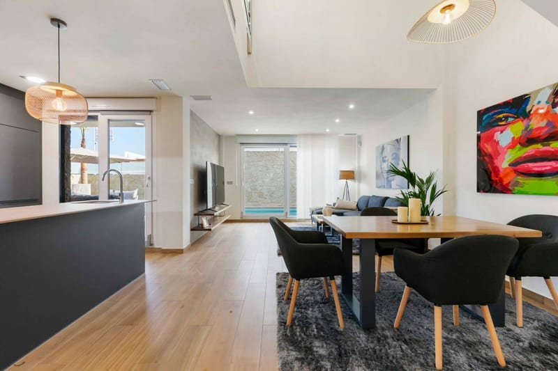 Open photo Listing photo