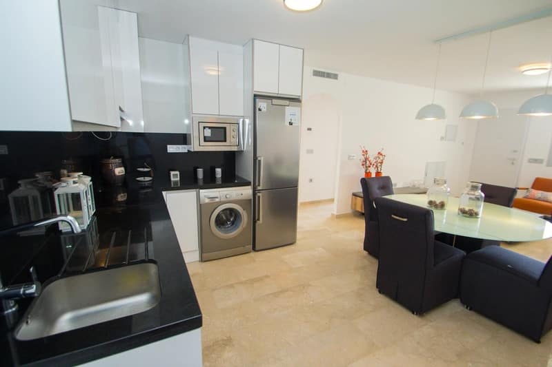 Open photo Listing photo