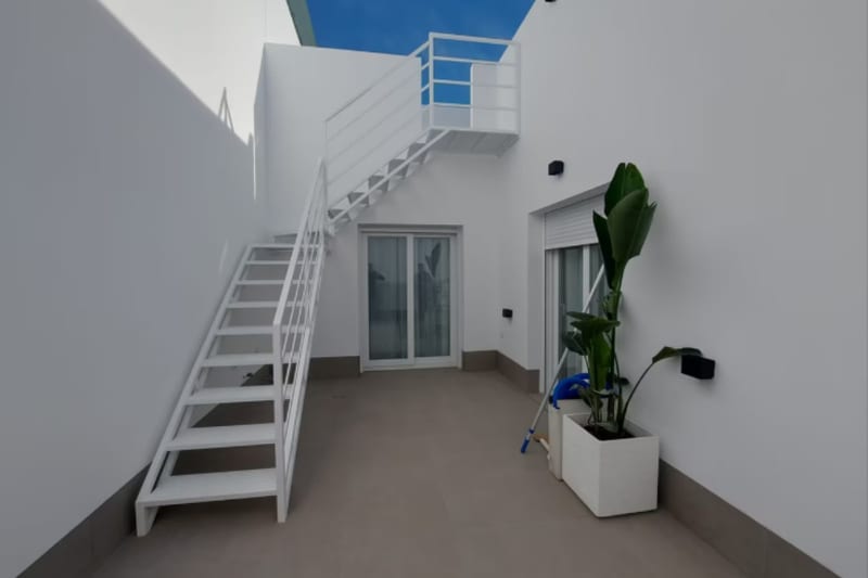 Open photo Listing photo