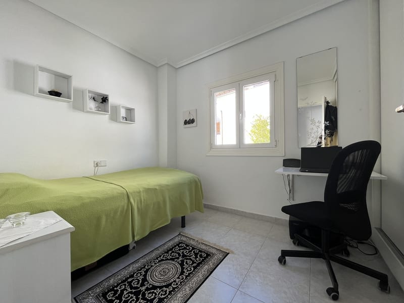 Open photo Listing photo