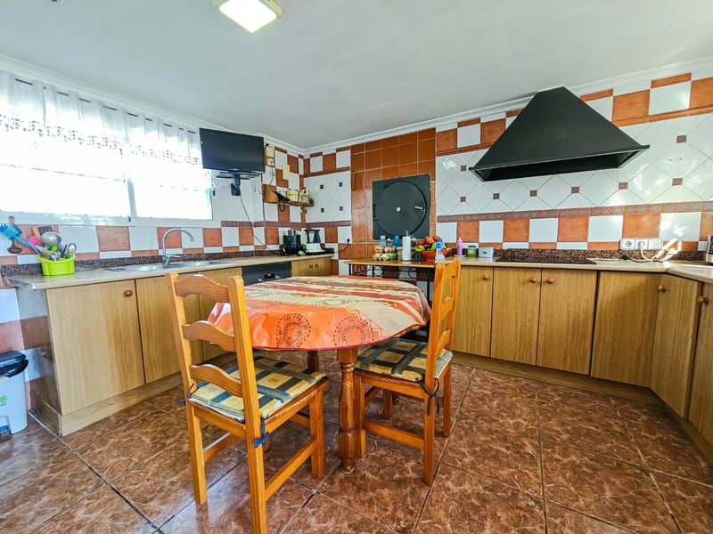 Open photo Listing photo