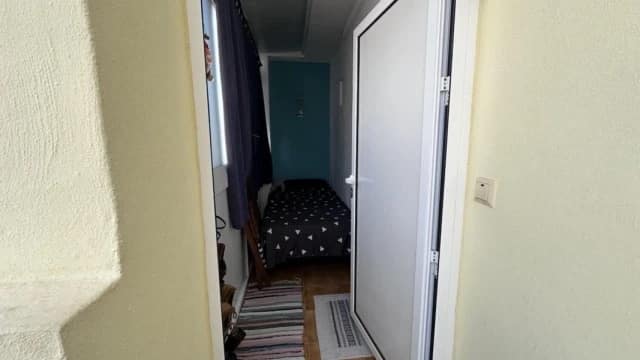 Open photo Listing photo