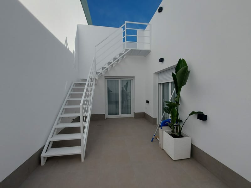 Open photo Listing photo