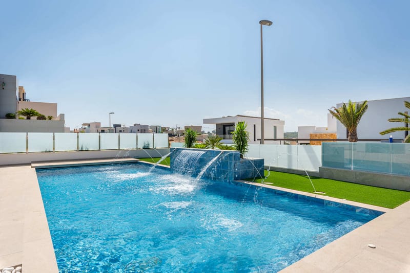 Open photo Listing photo