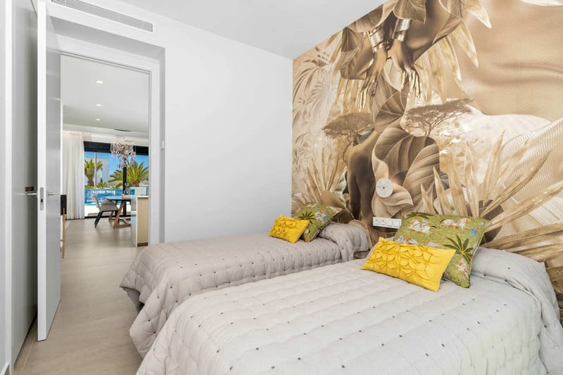 Open photo Listing photo
