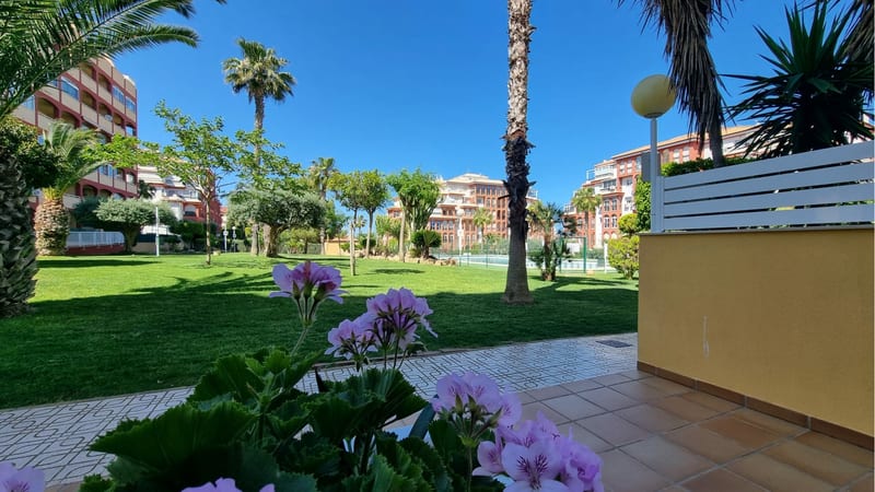 Open photo Listing photo